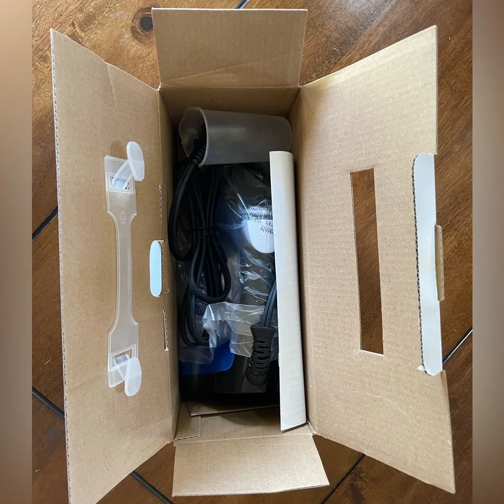 Capstone Steam Iron - Picture 5 of 5